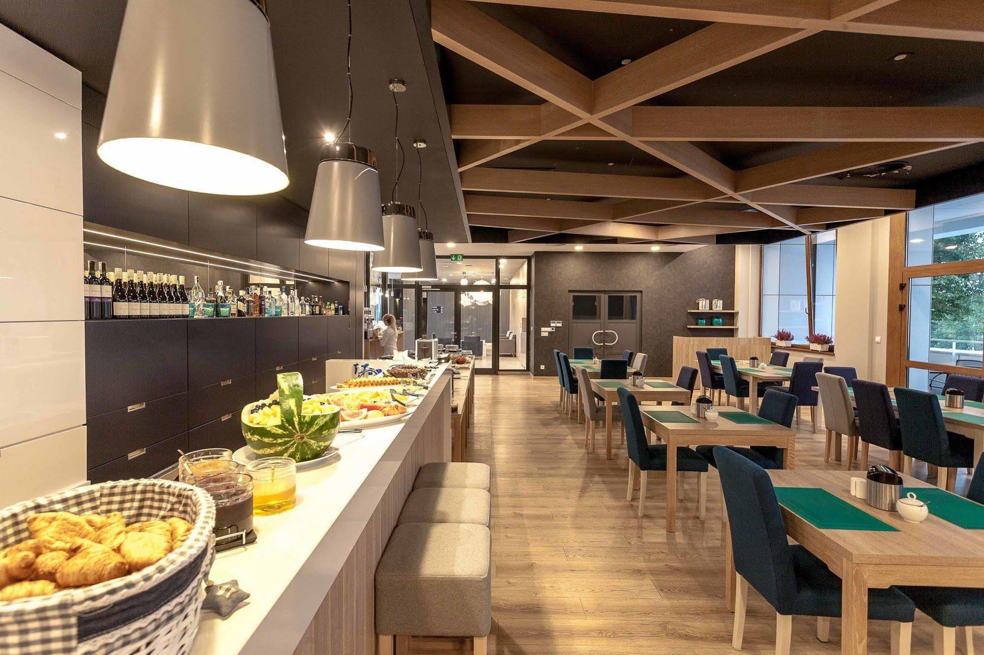 Hotel Zatoka Гданск Екстериор снимка